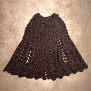 Vintage 70s Brown Crochet Knit Poncho Cape Sweater Scalloped Edge Boho Retro